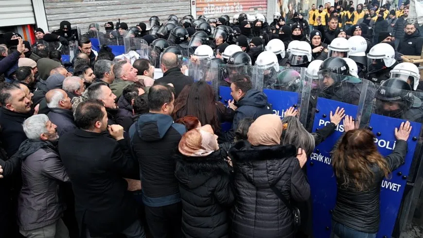 Li  Amedê polîsan êrişên girsa gel kir