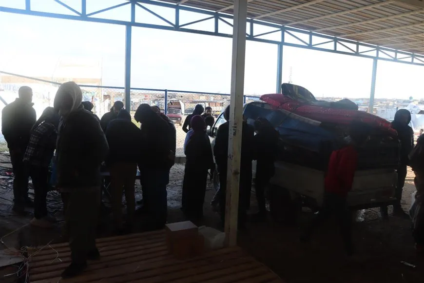 Zêdetirî 300 malbatên koçber gihîştin Dêrikê
