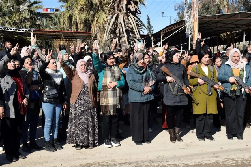 Şêniyên Dirbêsiyê tev li seferberiya giştî bûn