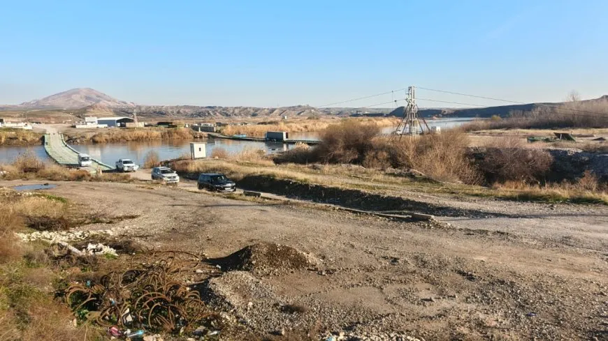 Şandeya ji Bakur gihaşt Rojava