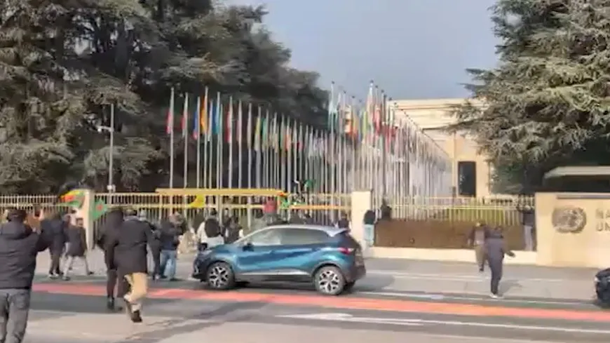 Li pêşiya avahiya NY ya Cinêv çalakiya ji bo Rojava
