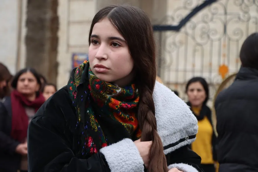 Jin û Ciwanên Qamişloyê: Li şûna keziyekî bi hezaran kezî şîn tê