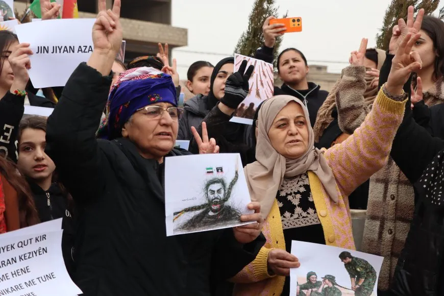 Jin û Ciwanên Qamişloyê: Li şûna keziyekî bi hezaran kezî şîn tê