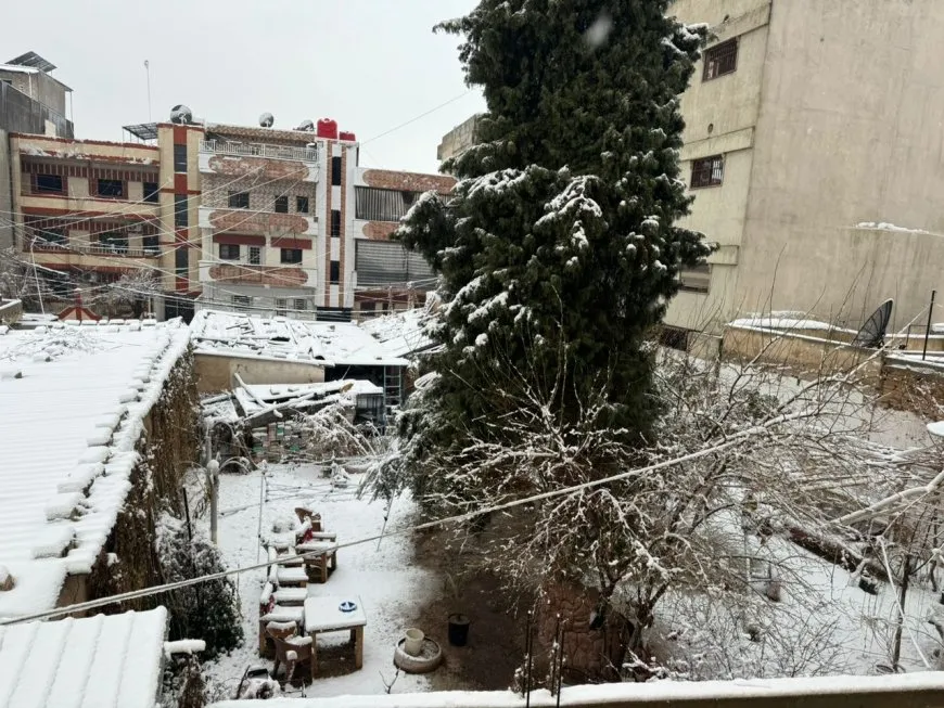 Rojava di bin berfê de ma, rewşa koçberan girantir bû 