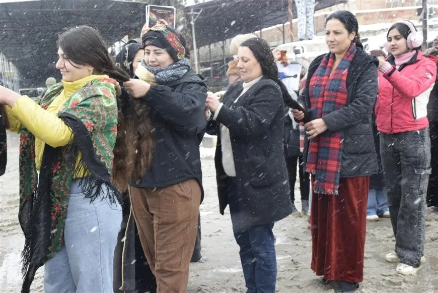 Kongra Star: Porê jinan nîşana îradeyê ye ku nayê şikandin