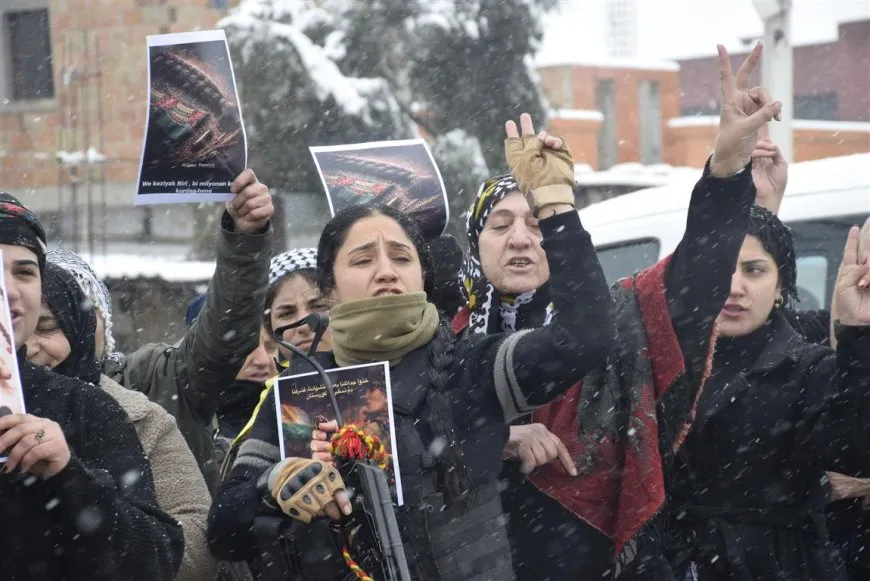 Kongra Star: Porê jinan nîşana îradeyê ye ku nayê şikandin