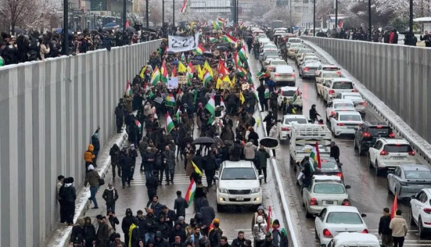 Ji Germiyan heta Silêmanî û Hewlêrê sed hezaran kes ji bo Rojava qîr dikin