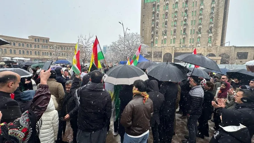 Ji Germiyan heta Silêmanî û Hewlêrê sed hezaran kes ji bo Rojava qîr dikin
