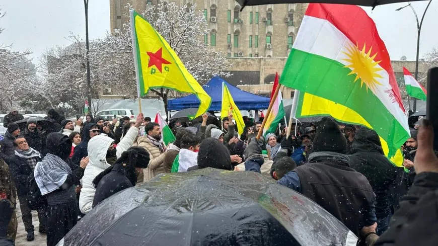 Ji Germiyan heta Silêmanî û Hewlêrê sed hezaran kes ji bo Rojava qîr dikin