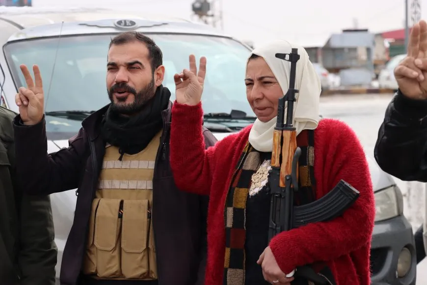 Gelê Qamişlo, Amûdê û Dirbesiyê ket ser riya Hesekê