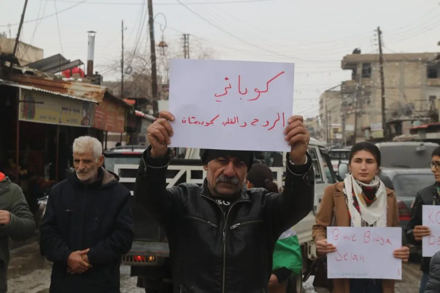 Dengên li hember dorpêça li ser Kobanê bilind dibin