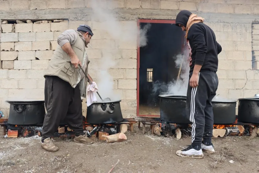 Şêniyên gundên Til Cemal û Sêgira piştevaniyê didin şervanan