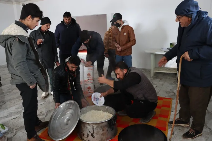 Şêniyên gundên Til Cemal û Sêgira piştevaniyê didin şervanan