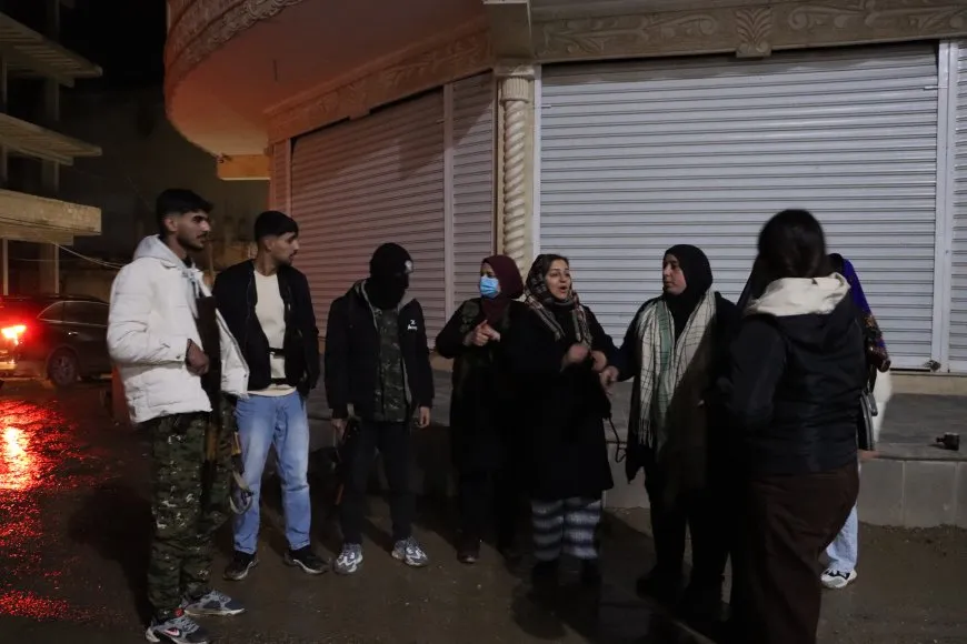 Gelê Rojava li hundir û derveyî bajaran nuqteyên parastinê danîne