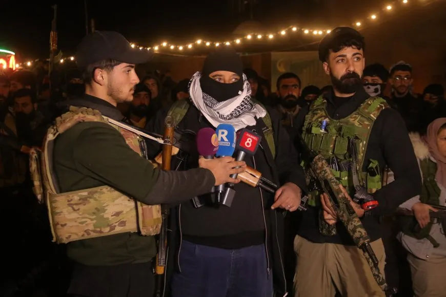 Gelê Rojava kom bi kom û tabûran herêmên xwe diparêze
