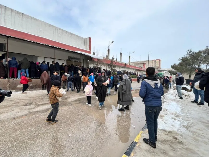 Li Kobanê firin 24 saaet kar dikin, ard û sotemenî kêm in