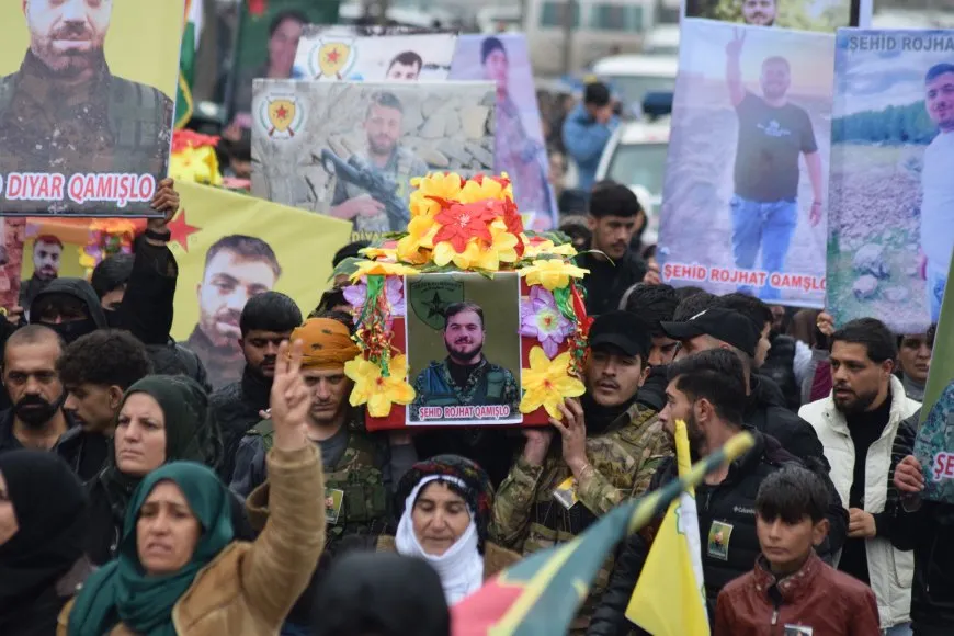 11 Cangoriyên azadiyê bi girseyî hatin oxirkirin