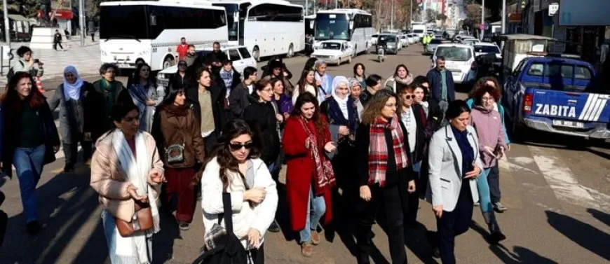 Li Wanê û navçeya Pirsûs a Rihayê gel ji bo Rojava daketin qadan