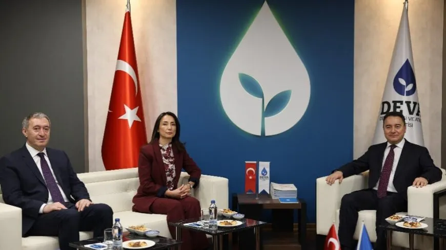 Hevdîtina DEM Partî û DEVA’yê: Divê xwişk-biratî ne taktîkî, stratejîk be