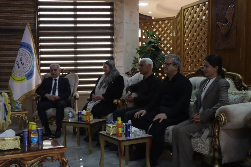 Şandeya KNK’ê hat Rojava