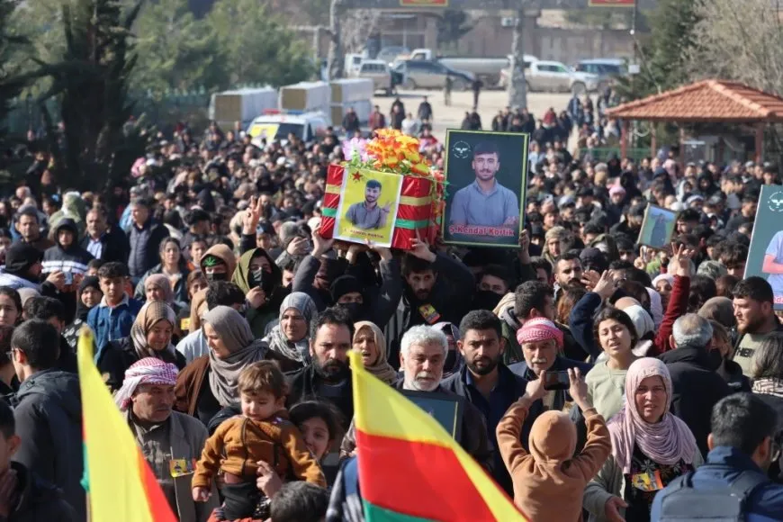 Li Kobanê ji bo 4 şehîdan merasîm