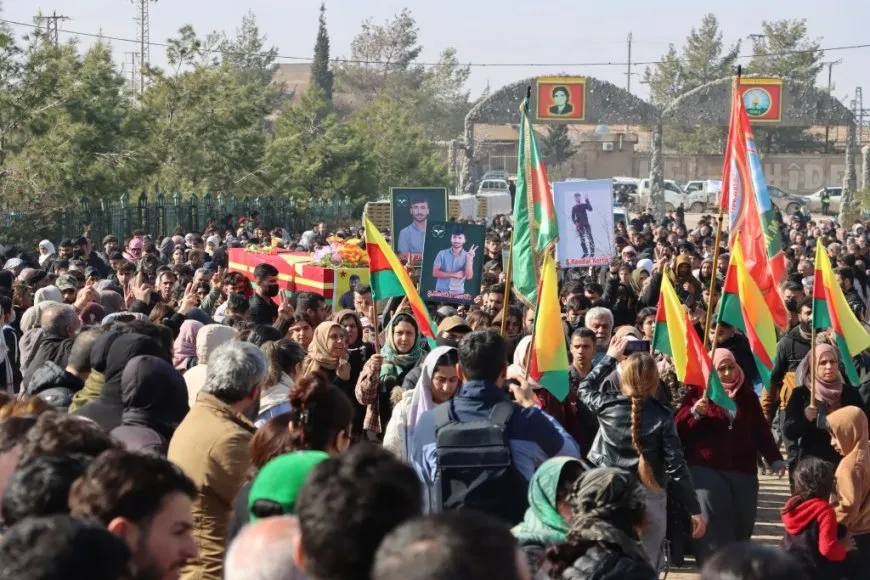 Li Kobanê ji bo 4 şehîdan merasîm