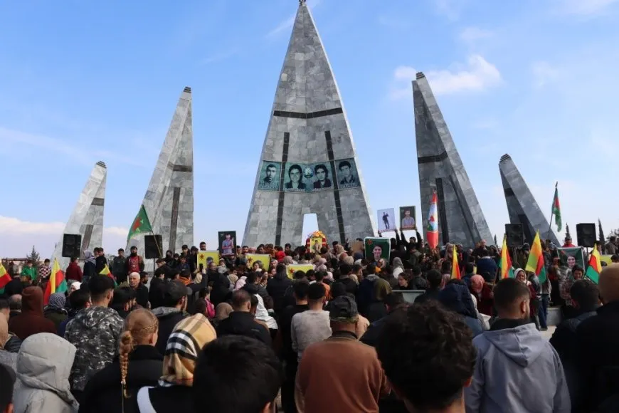 Li Kobanê ji bo 4 şehîdan merasîm