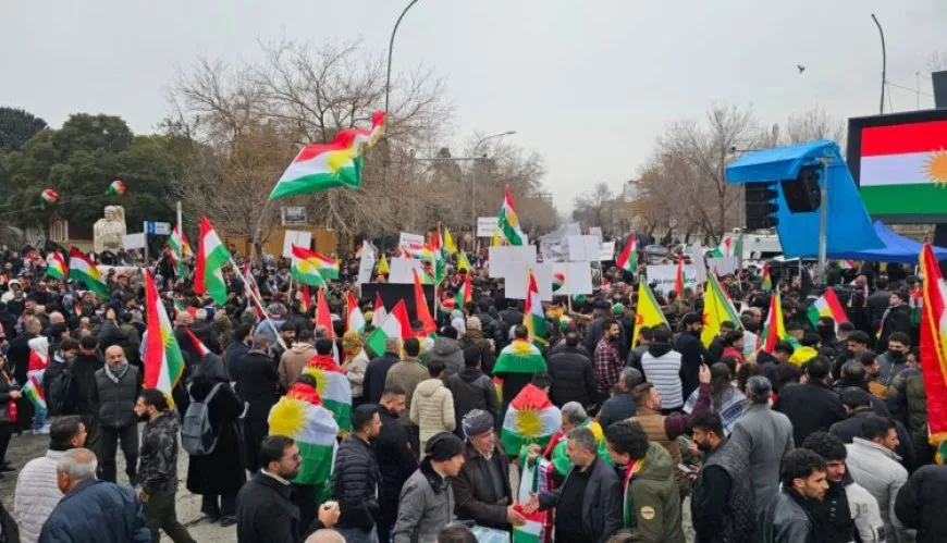 LI Silêmaniyê meşa girseyî ya ‘Îniya Kurdan’ dest pê kir