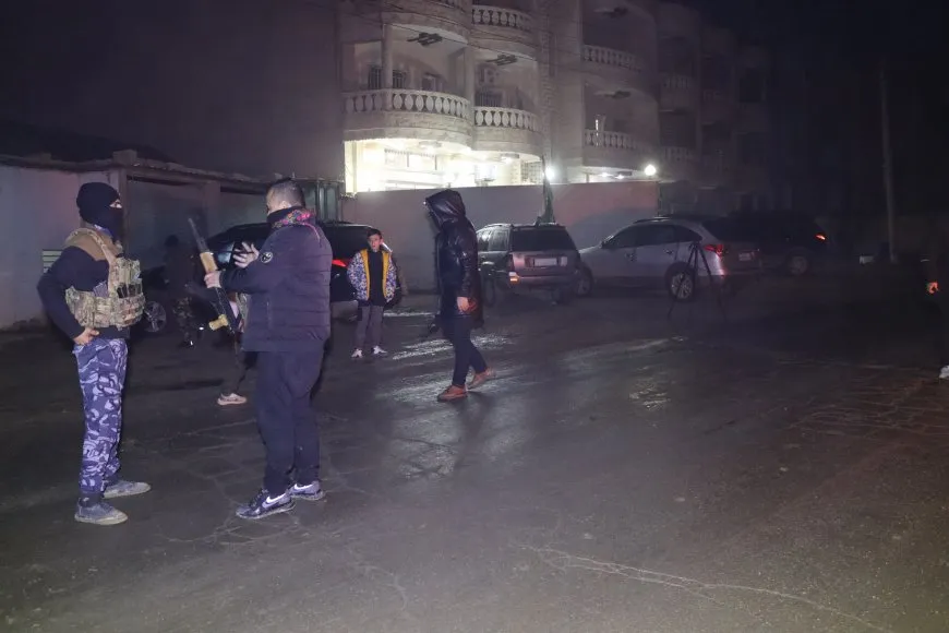 Xelkê Rojava bi ruhê yekitî û berpirsiyariyê û kolanên xwe diparêze