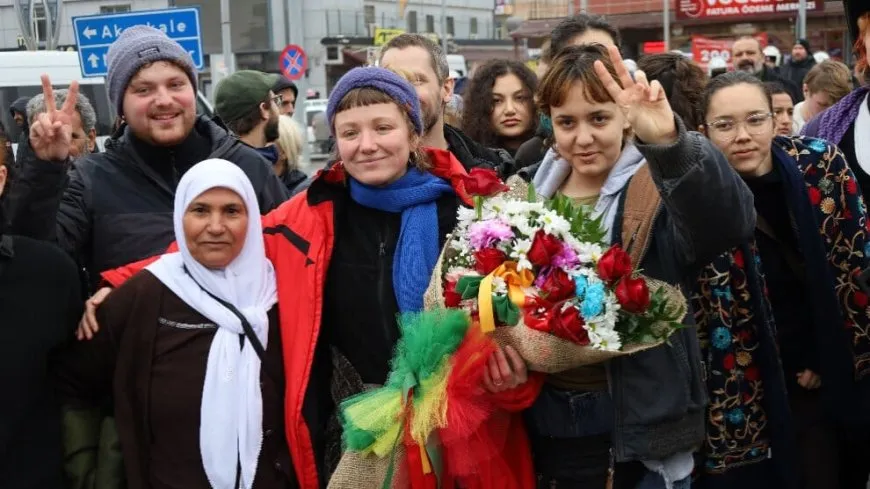Ciwanên Ewropî yên ji bo piştevaniya Rojava çûn Bakur hatin destgîrkirin