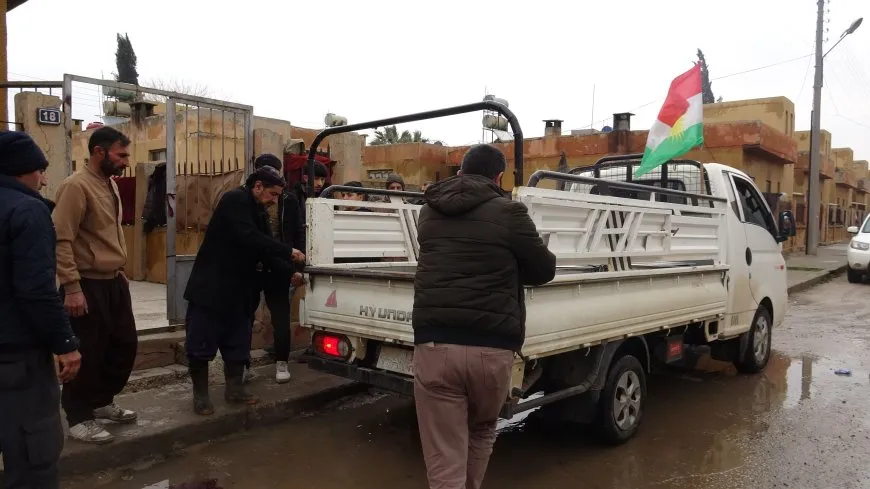 Şêniyên Girkê Legê xwarinê ji şervanan re amade dikin