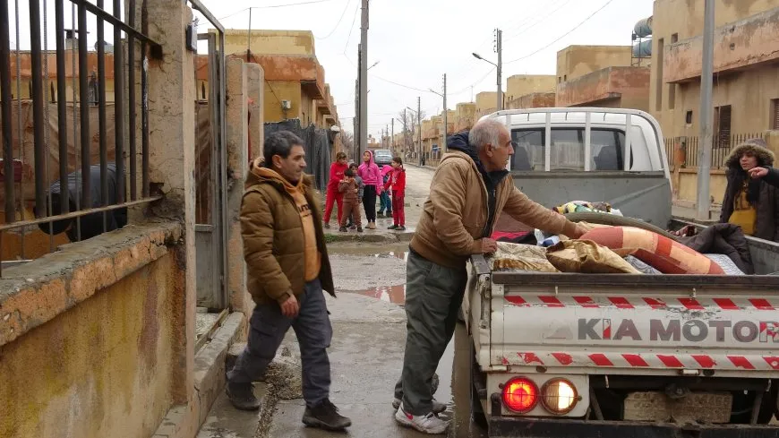 Şêniyên Girkê Legê xwarinê ji şervanan re amade dikin