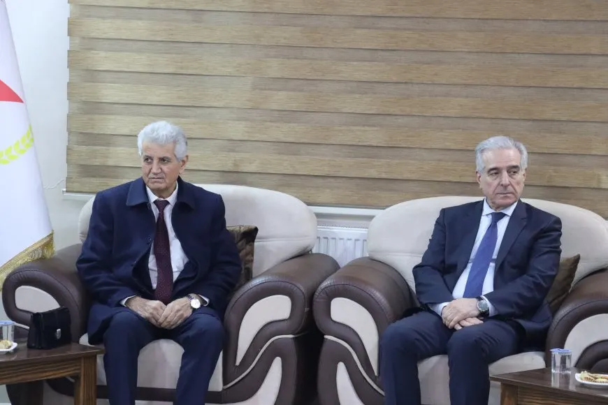 KNKˊê bi Şandeya Kurdî ya Hevbeş re civiya