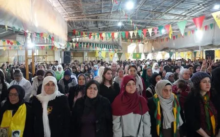Kurdên li Lubnanê şehîdên Helebê û Rojava bi bîr anîn