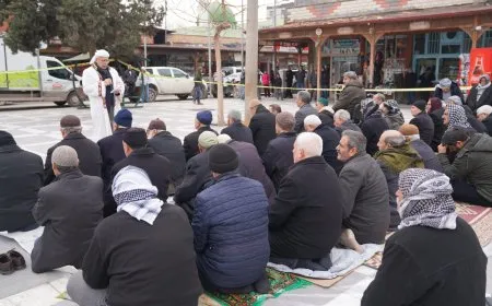 Li qada Pirsûsê ji bo Kobanê nimêja înê hat kirin