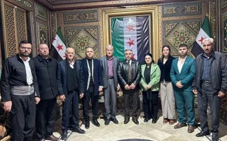 Şandeya koçberên Serêkaniyê serdana parêzgarê Hesekê kir