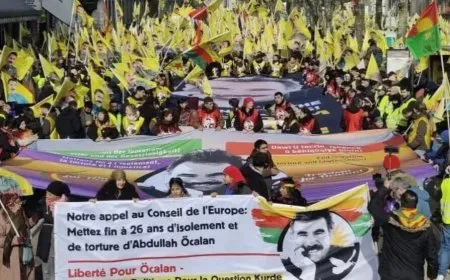 KONGRA-GEL ji bo meşa li Strasbourgê banga 'tevlîbûna xurt' kir