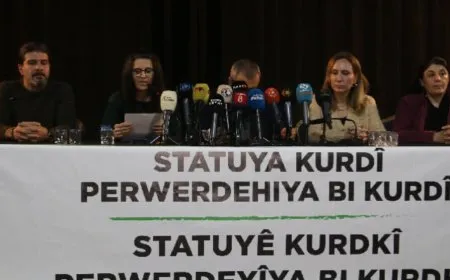 `Divê zimanê Kurdî bibe zimanê perwerdê û statuya wî were naskirin`