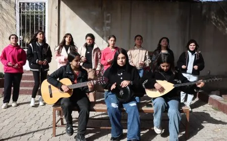 Hunermendên Kobanê: Em ê bi hêza herî xurt 8`ê Adarê û Newrozê bixemilînin