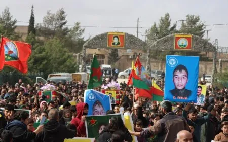 Li Kobanê ji bo 12 cangoriyên azadiyê merasîm hat lidarxistin