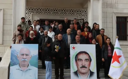 Li Kobanê têkoşer Osman Dadelî hat bibîranîn
