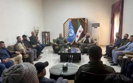 Şandeyeke hikumeta demkî gihaşt balafirgeha Qamişloyê
