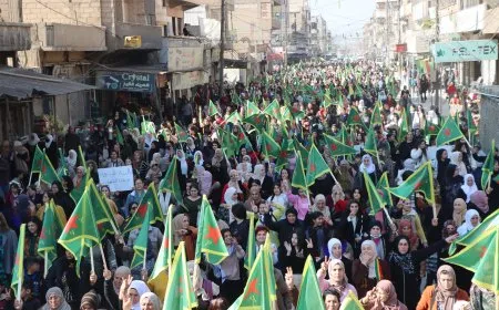 Di meşa piştgiriya YPJ’ê de: Em yekitiya xwe xurt bikin û destkeftiyên xwe biparêzin
