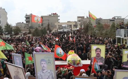 Bi hezaran şêniyên Qamişloyê 6 cangorî bi bîr anîn