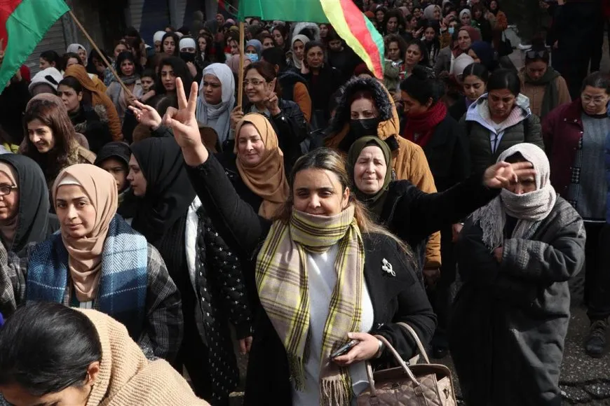 Meşên li Qamişlo, Dirbesiyê û Amûdê destpê kirin