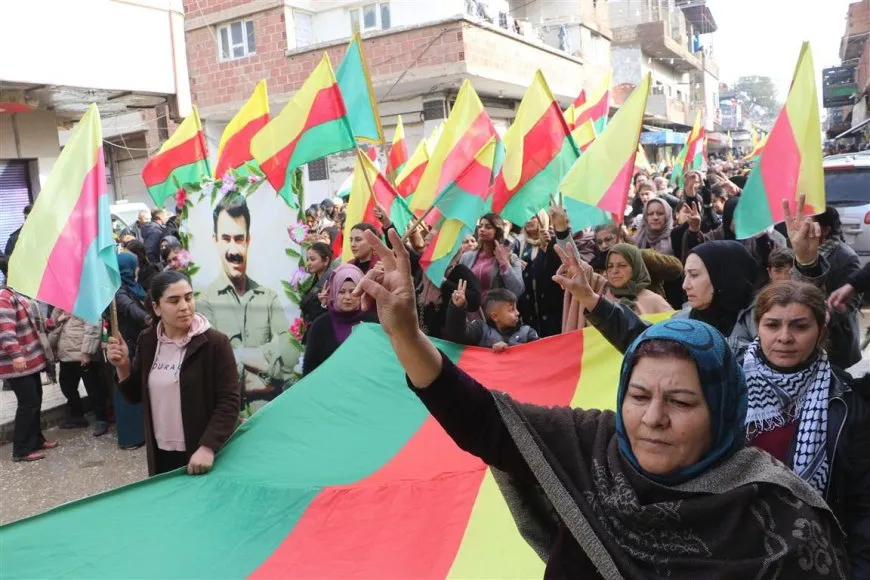 Meşên li Qamişlo, Dirbesiyê û Amûdê destpê kirin