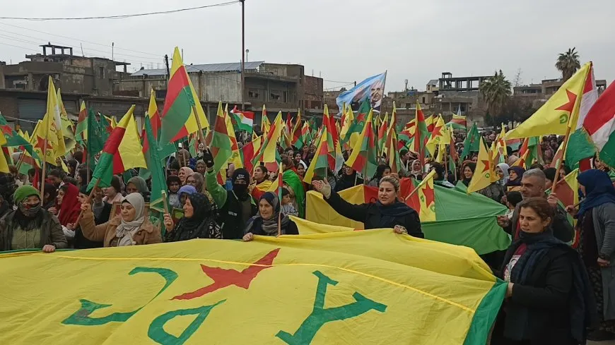 Meşên li Qamişlo, Dirbesiyê û Amûdê destpê kirin