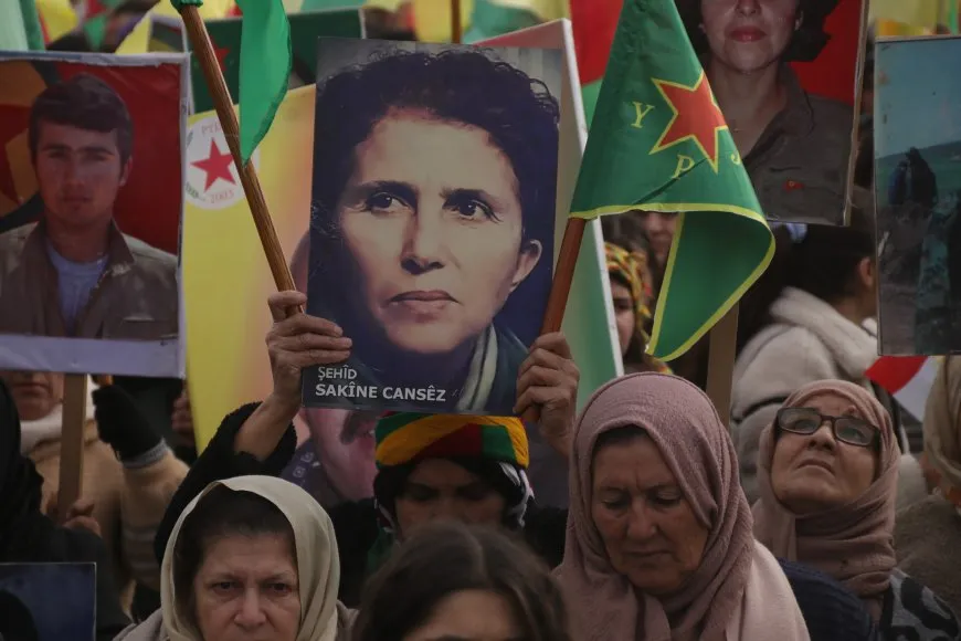 Ji meşên Amûdê û Dirbêsiyê peyamên parastina Rojava
