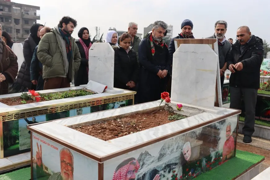 Hunermend û rewşenbîrên Kurd serdana Pakrewangeha Qamişloyê kir