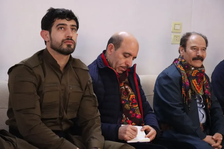 Şandeya hunermendan serdana Kongra Star kir